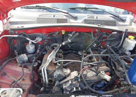 2004 Jeep Liberty Limited Edition z USA, uszkodzony, nr VIN 1J4GL58K34W270894